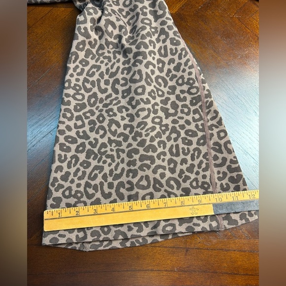 Leopard Print Jumpsuit size S - Picture 9 of 9